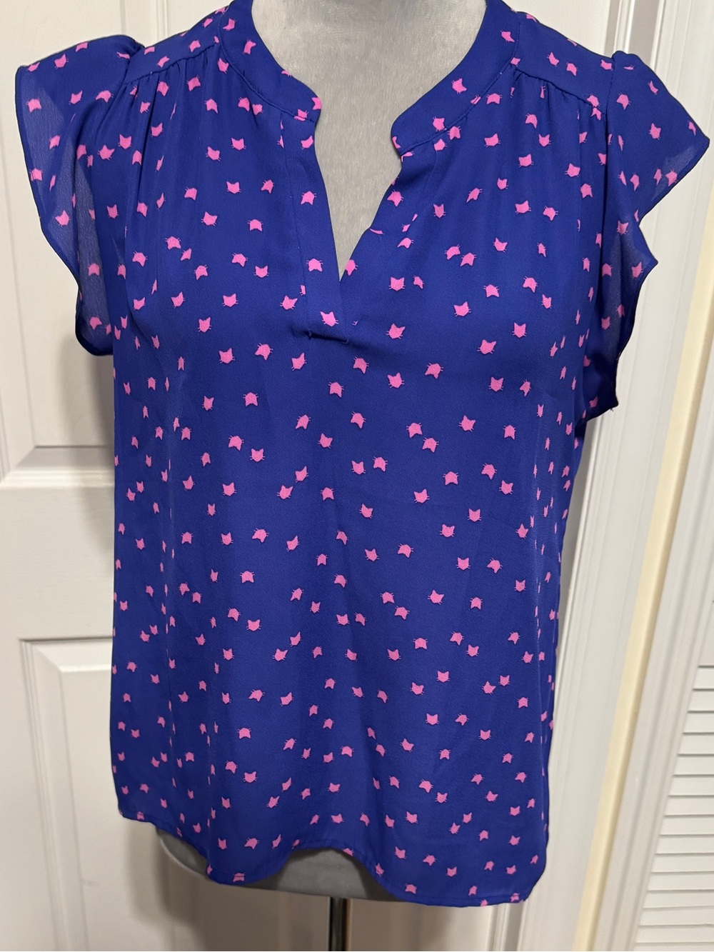 Lipslide Cat Blouse MED
